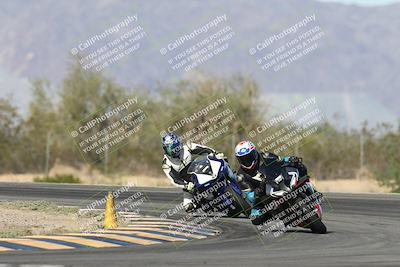 media/Nov-16-2025-Race Pace (Sun) [[8c5fa54630]]/Verified Riders/2-Turn 7 (945am)/